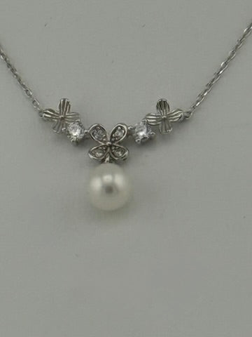 Multi Flower Silver Pearl Necklace