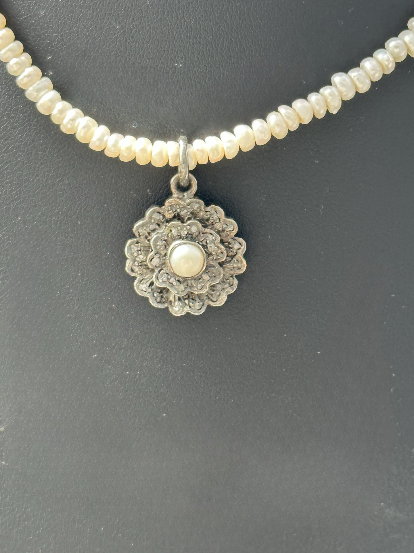 Gorgeous Pearl and Diamond Necklace