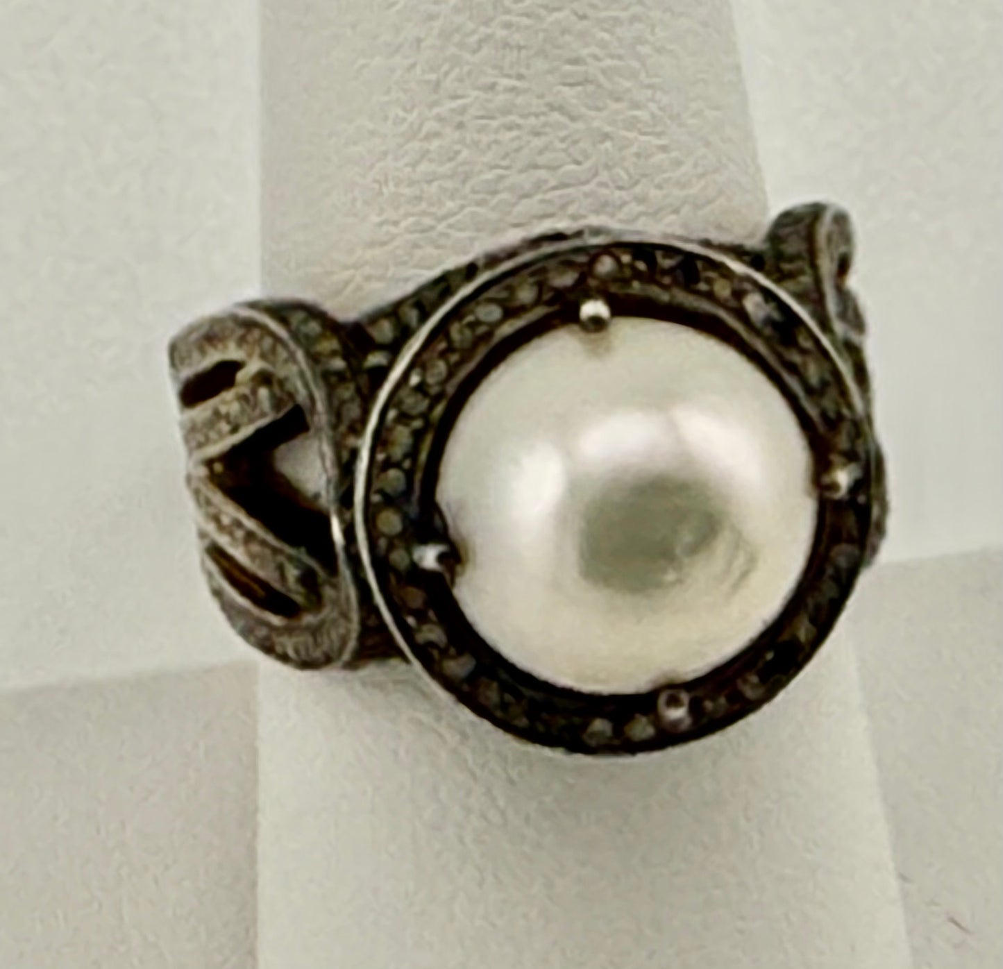 Pearl and Diamond Ring Size 7