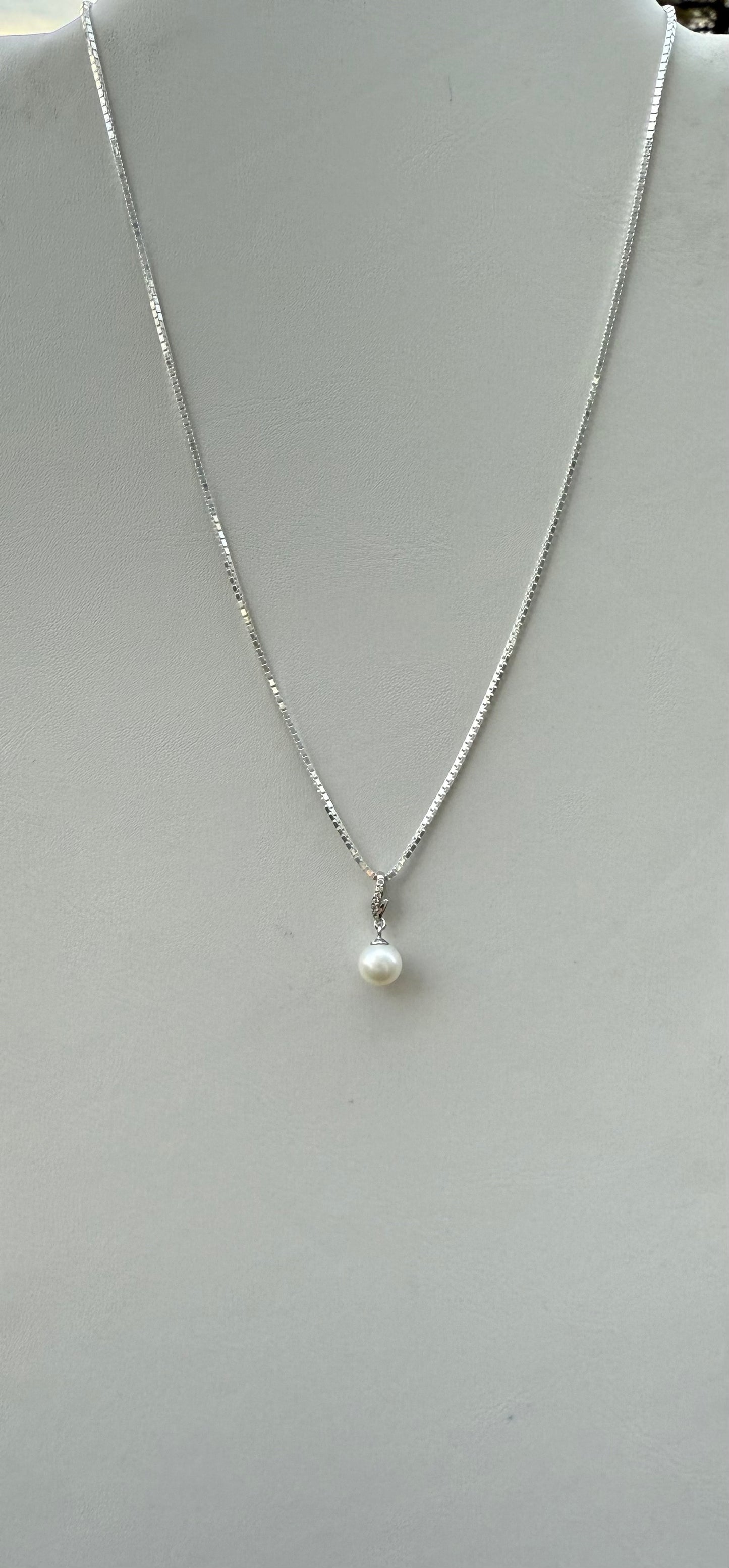 Cubic Zirconia Sterling Silver Pearl Necklace