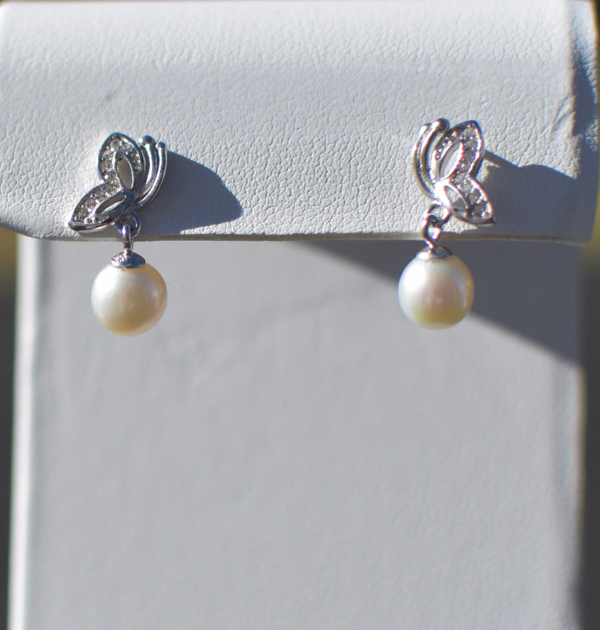 Butterfly and Pearl earrings