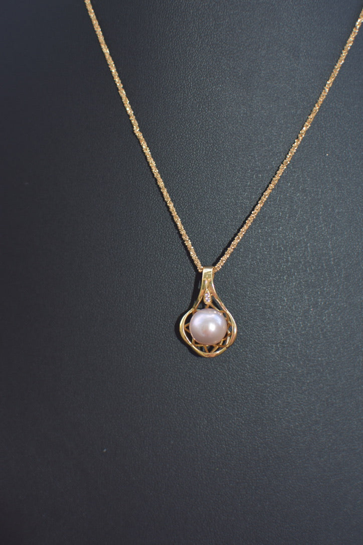 Gold vermeil over Sterling silver, Cubic Zirconia and Pearl Necklace
