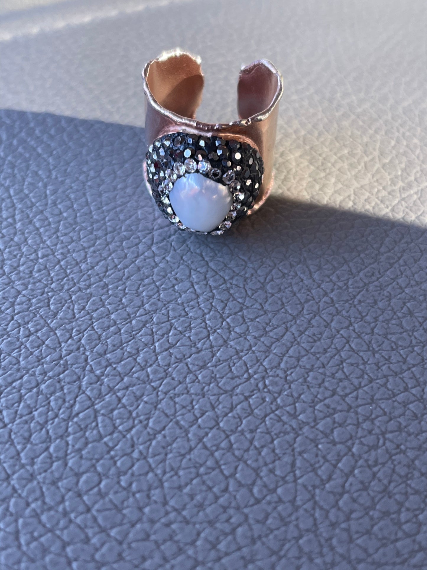 Pearl, cubic zirconia and rose gold brass adjustable ring